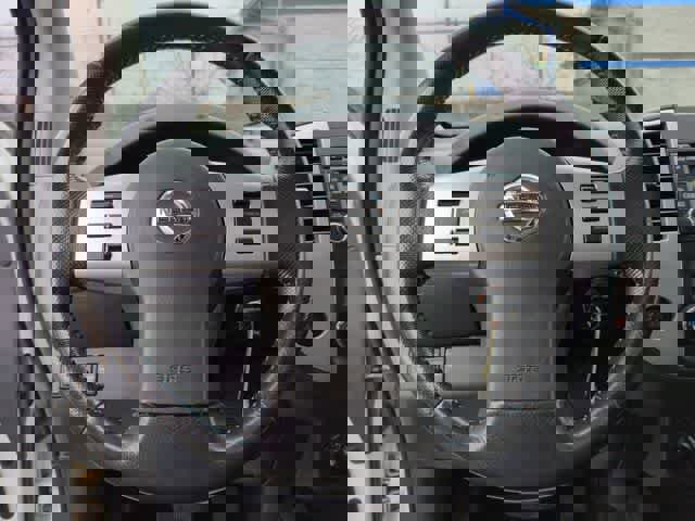 Used 2018 Nissan Frontier PRO-4X image 24