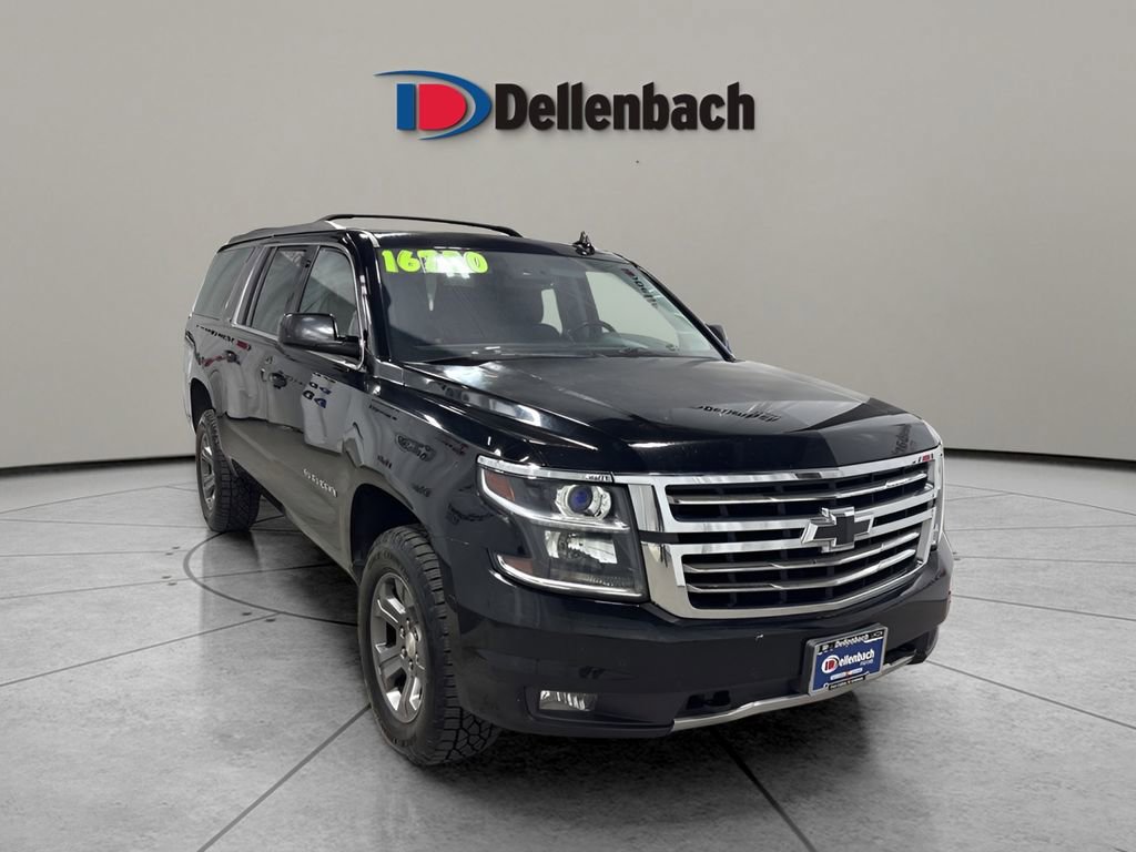 Used 2017 Chevrolet Suburban LT image 7