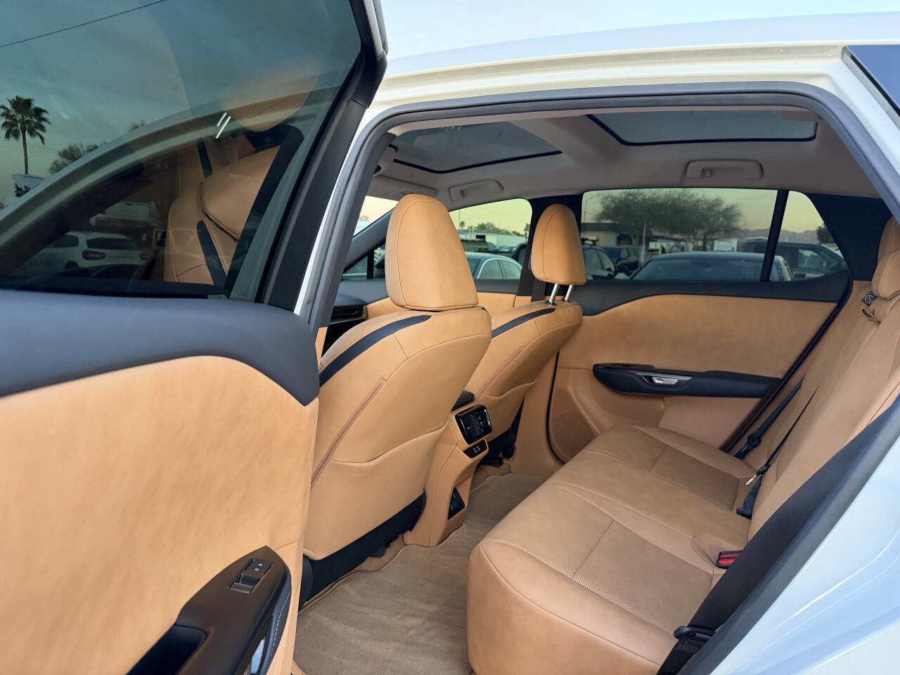 Used 2023 Lexus RZ 450e Premium w/ Technology Package image 25