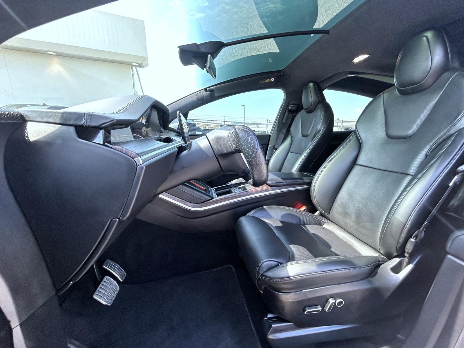 Used 2022 Tesla Model X AWD/4WD image 10