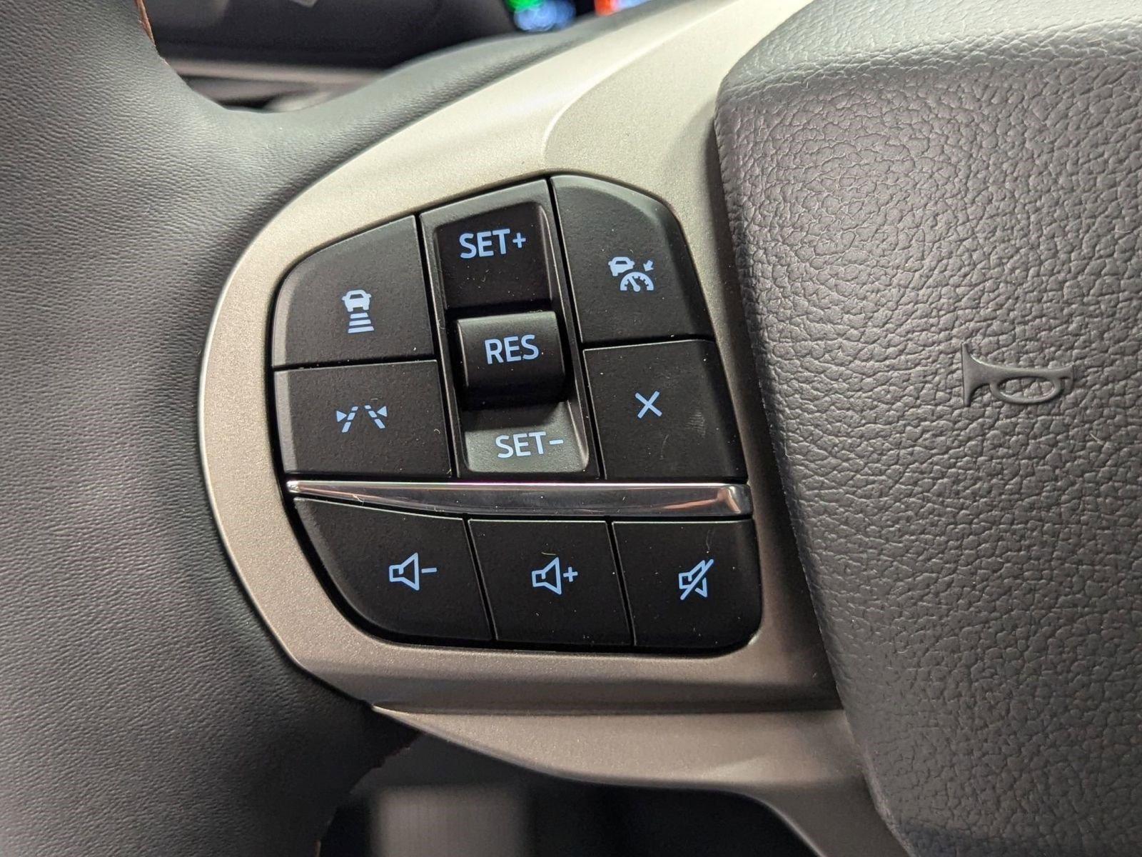 New 2026 Ford Explorer Active w/ Active Comfort Package image 12