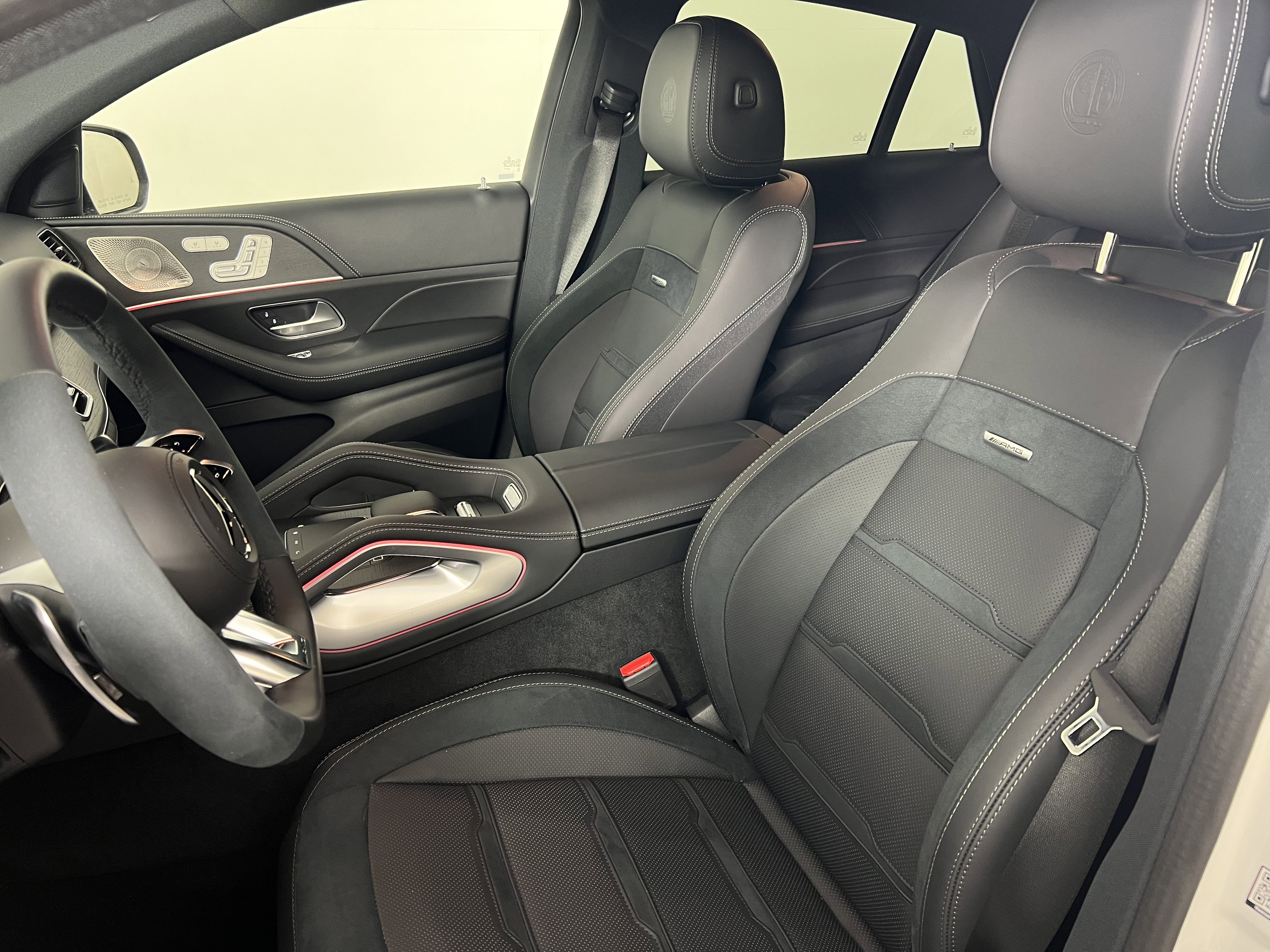 New 2025 Mercedes-Benz GLE 53 AMG 4MATIC Coupe image 17