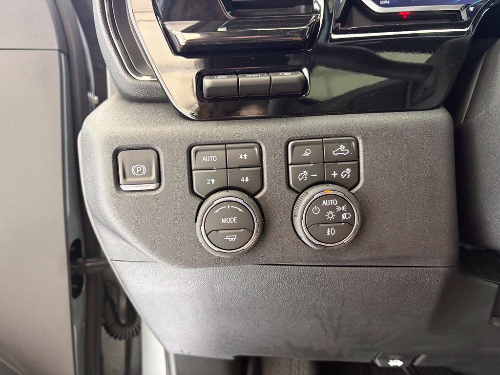 New 2026 Chevrolet Silverado 2500 ZR2 AWD/4WD image 6