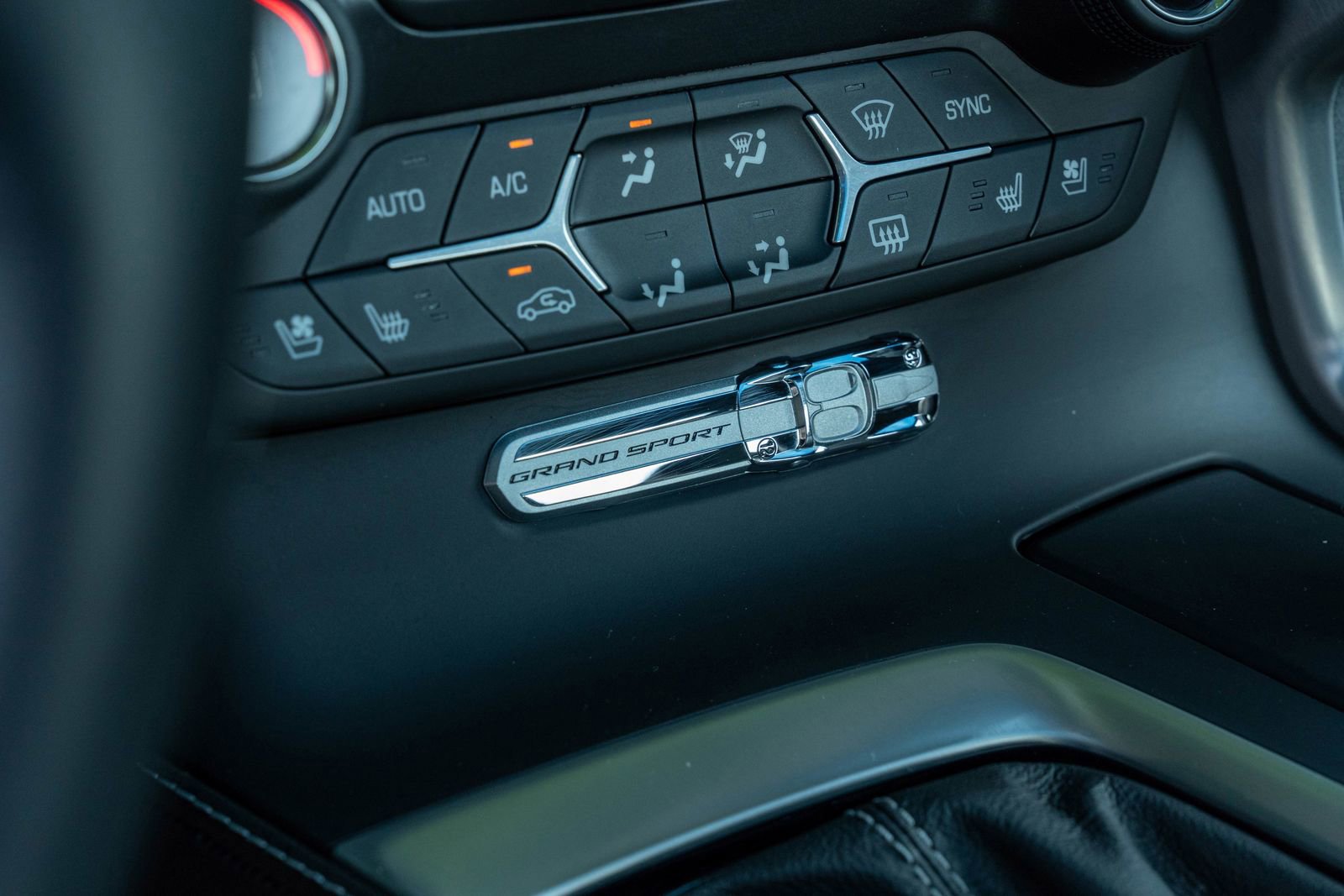 Used 2018 Chevrolet Corvette Grand Sport w/ Z07 Performance Package image 29