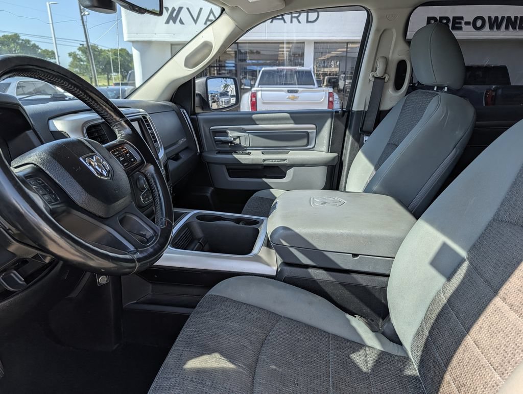 Used 2019 RAM 1500 Lone Star AWD/4WD image 25