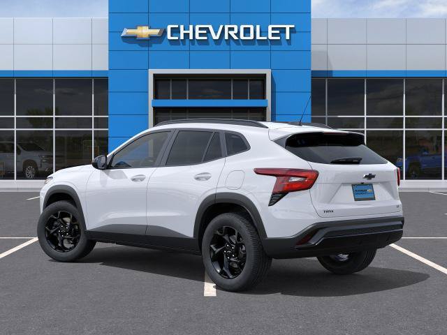 New 2026 Chevrolet Trax LT w/ Driver Confidence Package FWD image 3