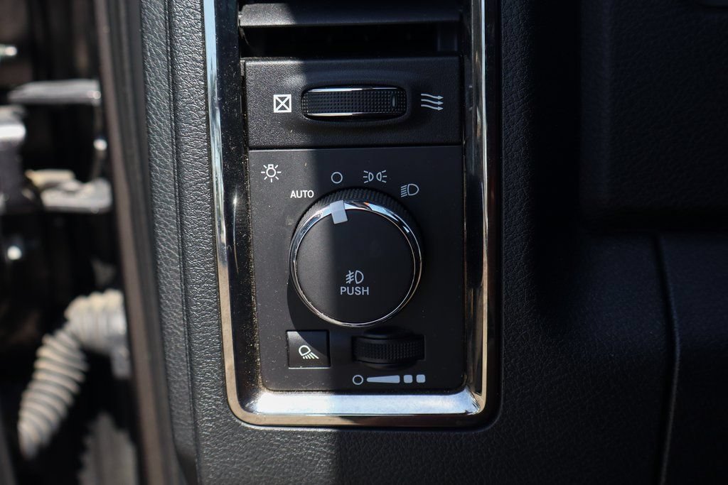 Used 2016 RAM 1500 Sport w/ Convenience Group RWD image 19