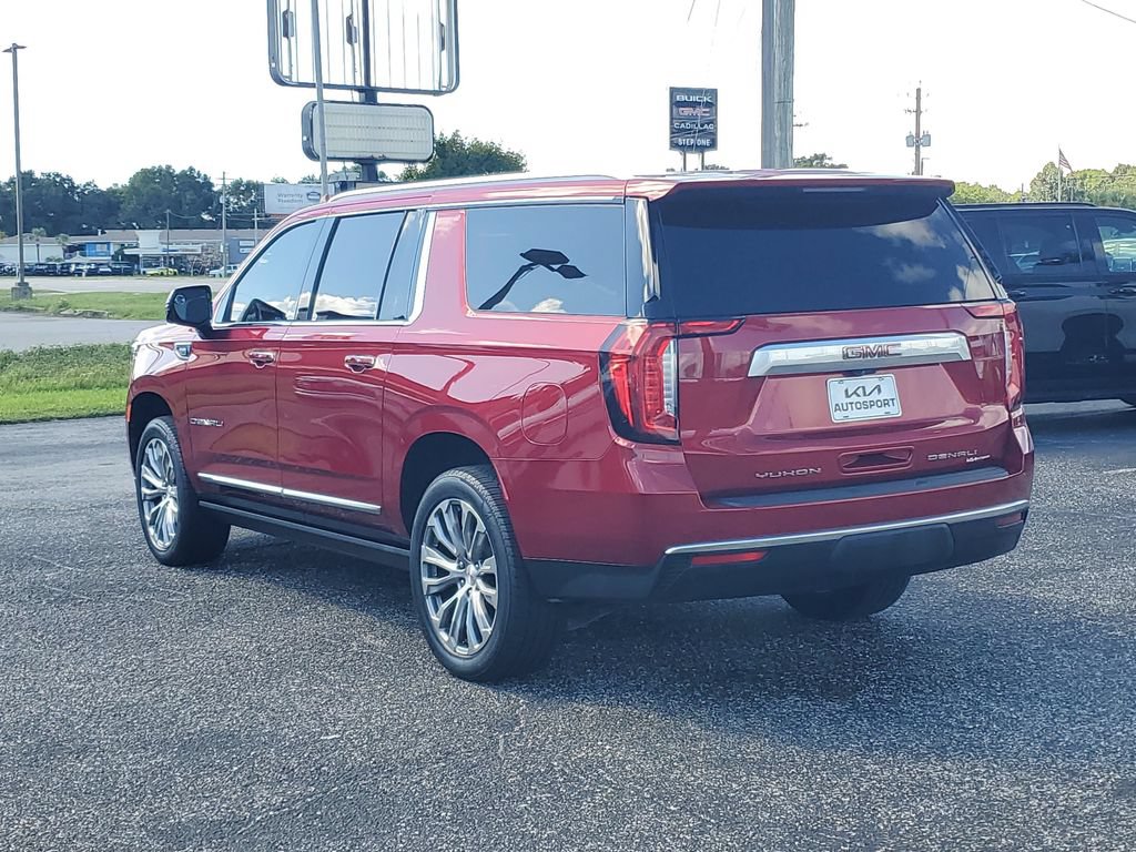 Used 2021 GMC Yukon XL Denali w/ Denali Ultimate Package AWD/4WD image 3