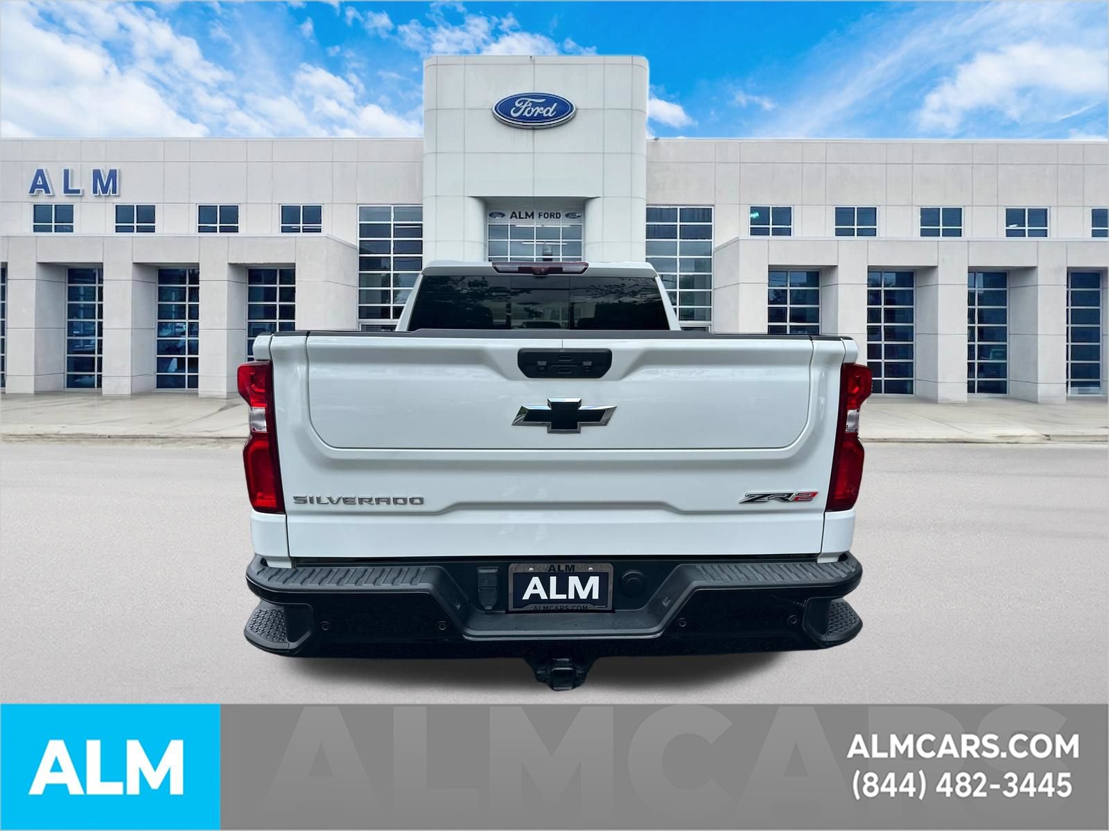 Used 2022 Chevrolet Silverado 1500 ZR2 w/ Technology Package AWD/4WD image 6
