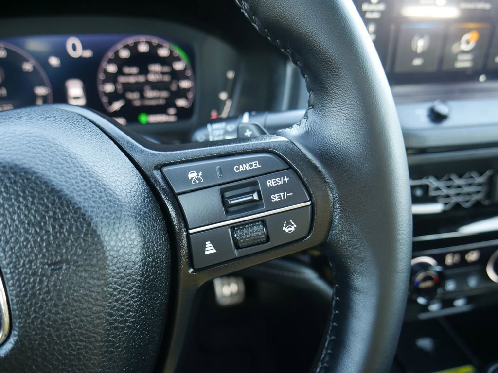 Used 2025 Honda Accord Sport image 34