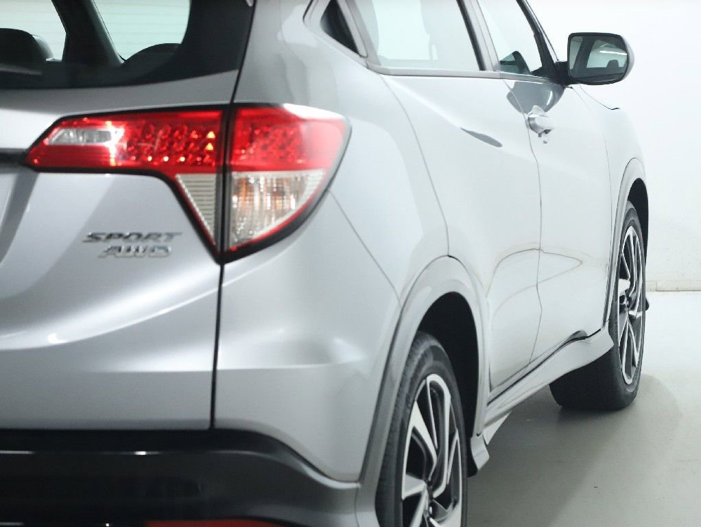 Used 2019 Honda HR-V Sport image 44