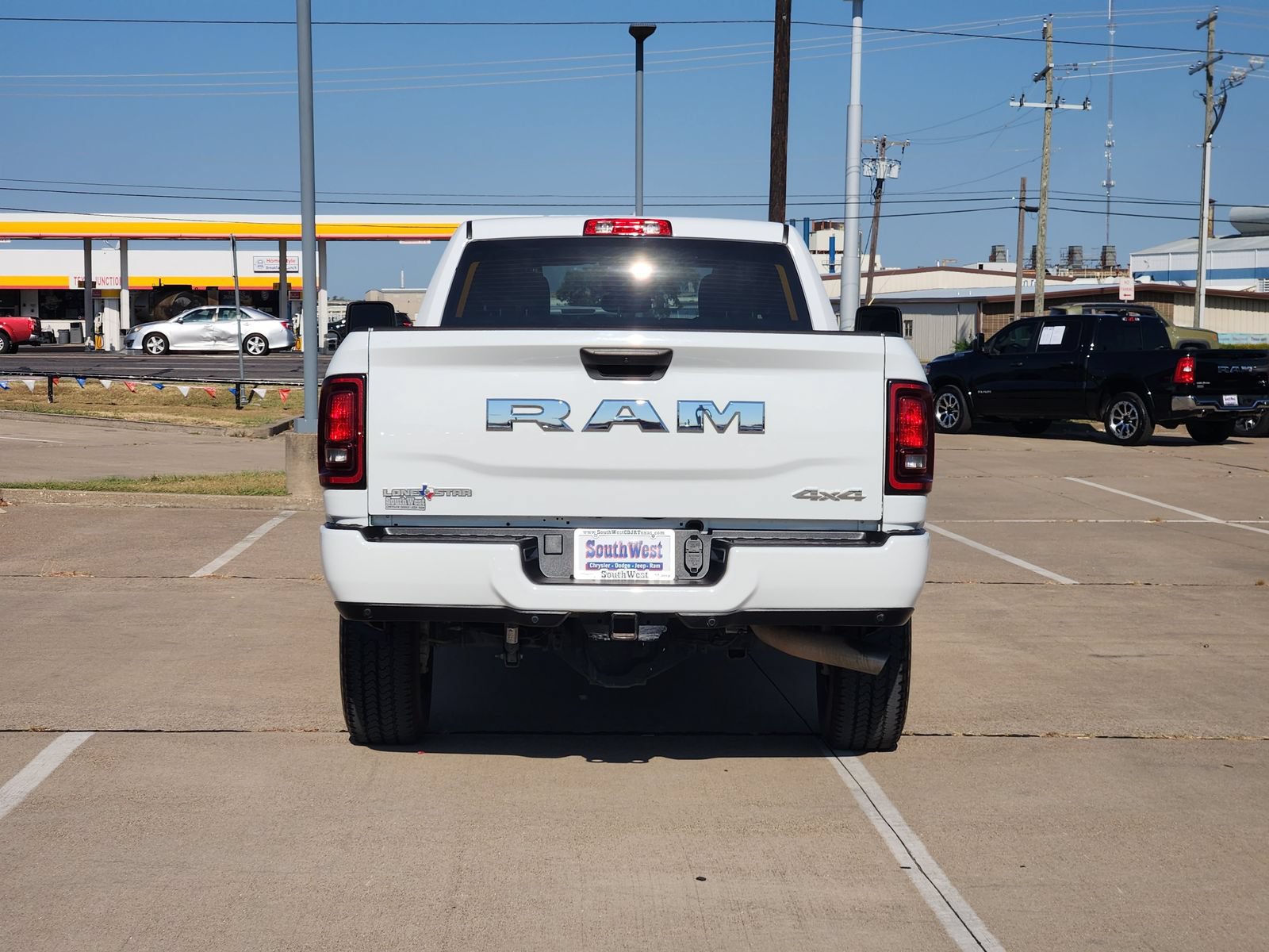 Used 2025 RAM 3500 Lone Star AWD/4WD image 8