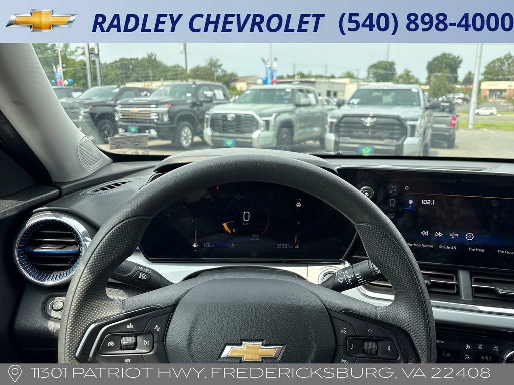Certified 2025 Chevrolet Trax LT FWD image 6