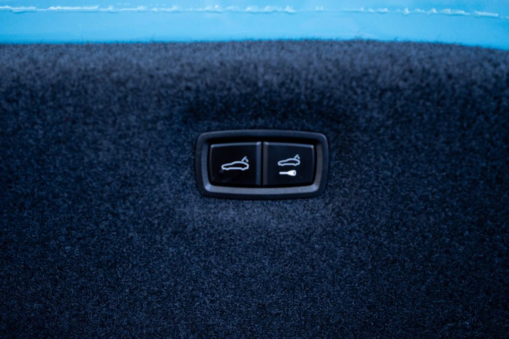 Used 2021 Porsche Taycan Turbo w/ Performance Package image 56