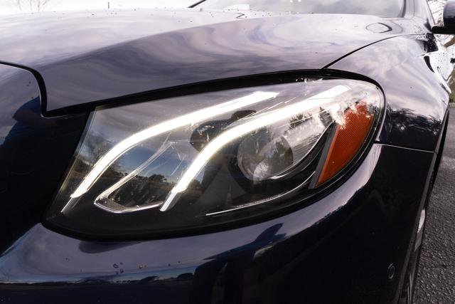 Used 2020 Mercedes-Benz E 350 Sedan image 37