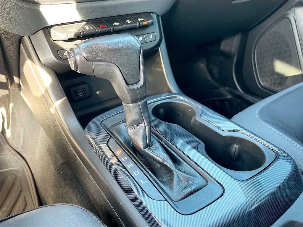 Used 2021 Chevrolet Colorado Z71 AWD/4WD image 16