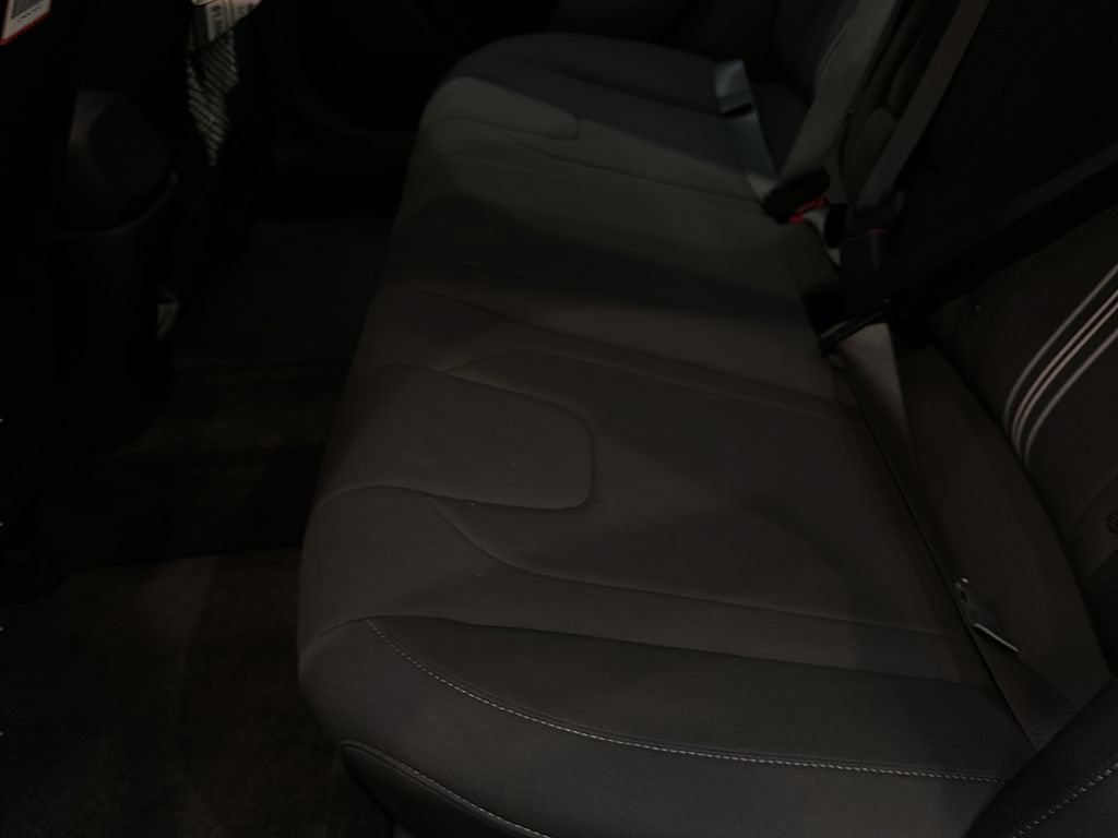 Certified 2025 Hyundai Elantra SEL FWD image 15