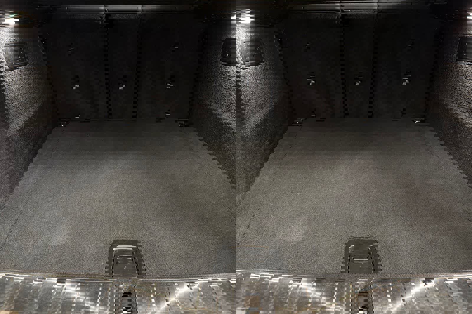 Used 2024 BMW X6 xDrive40i w/ Premium Package image 15