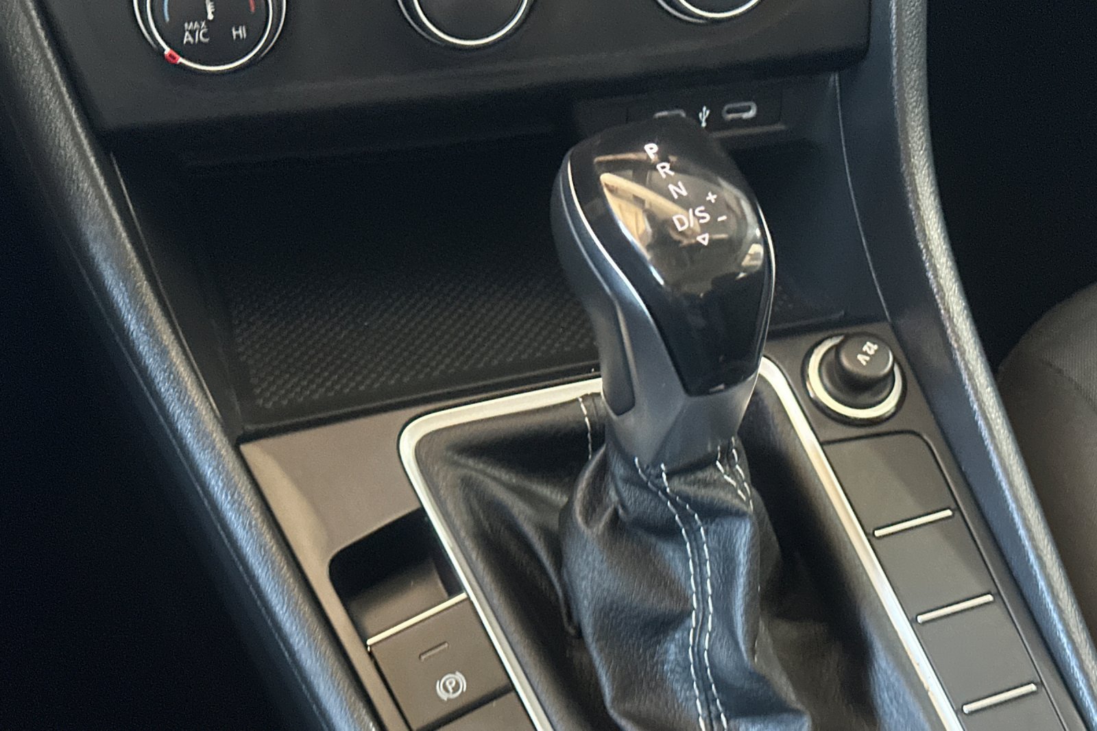 Used 2024 Volkswagen Jetta S FWD image 20