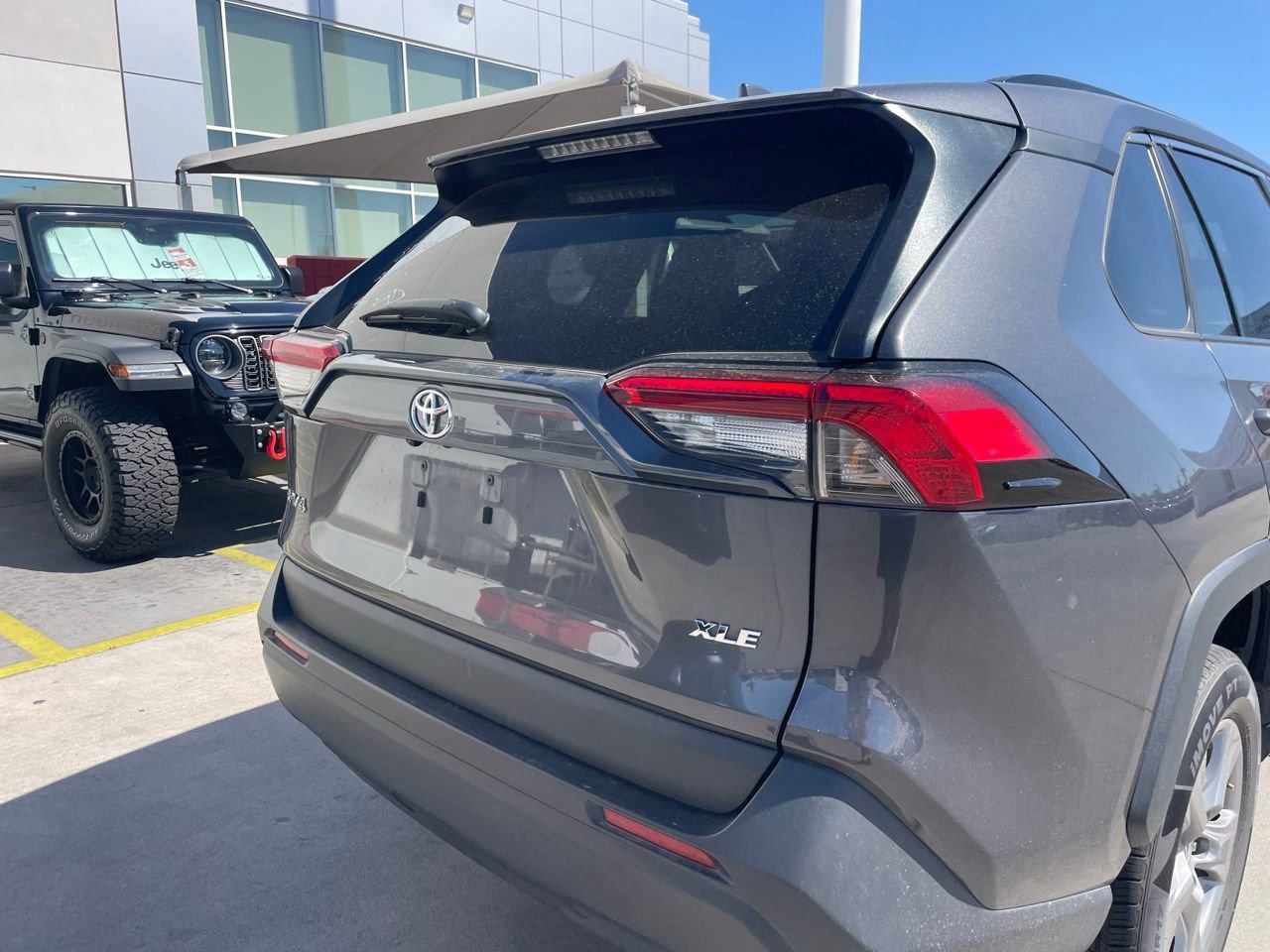 Used 2024 Toyota RAV4 XLE image 4