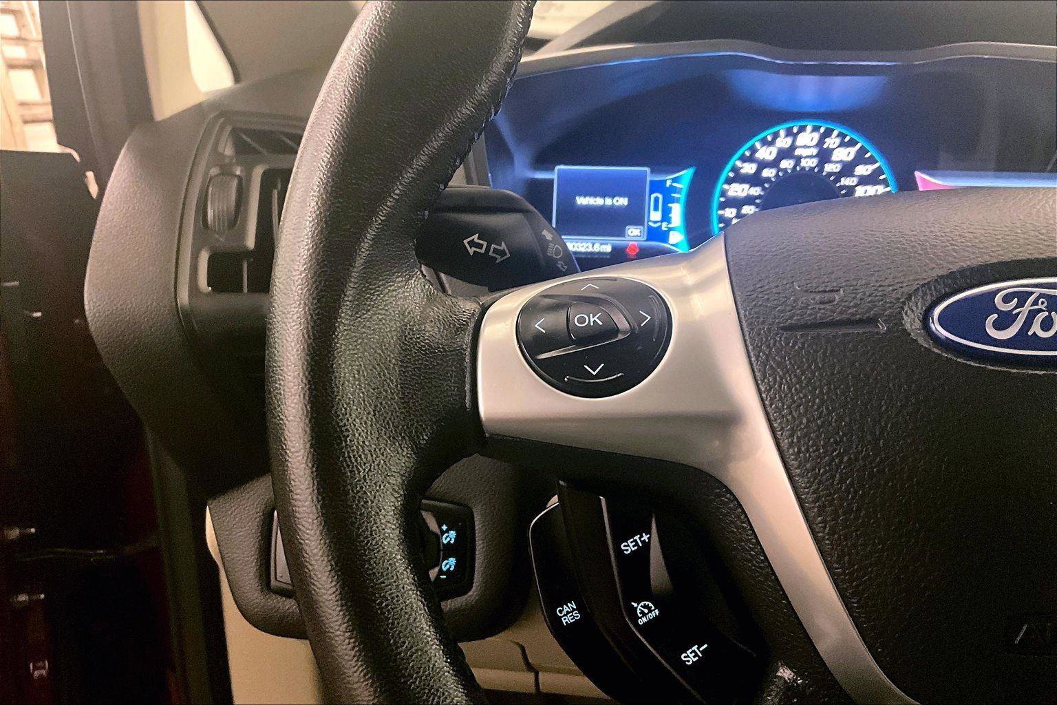 Used 2015 Ford C-MAX Energi SEL w/ Equipment Group 302A image 18