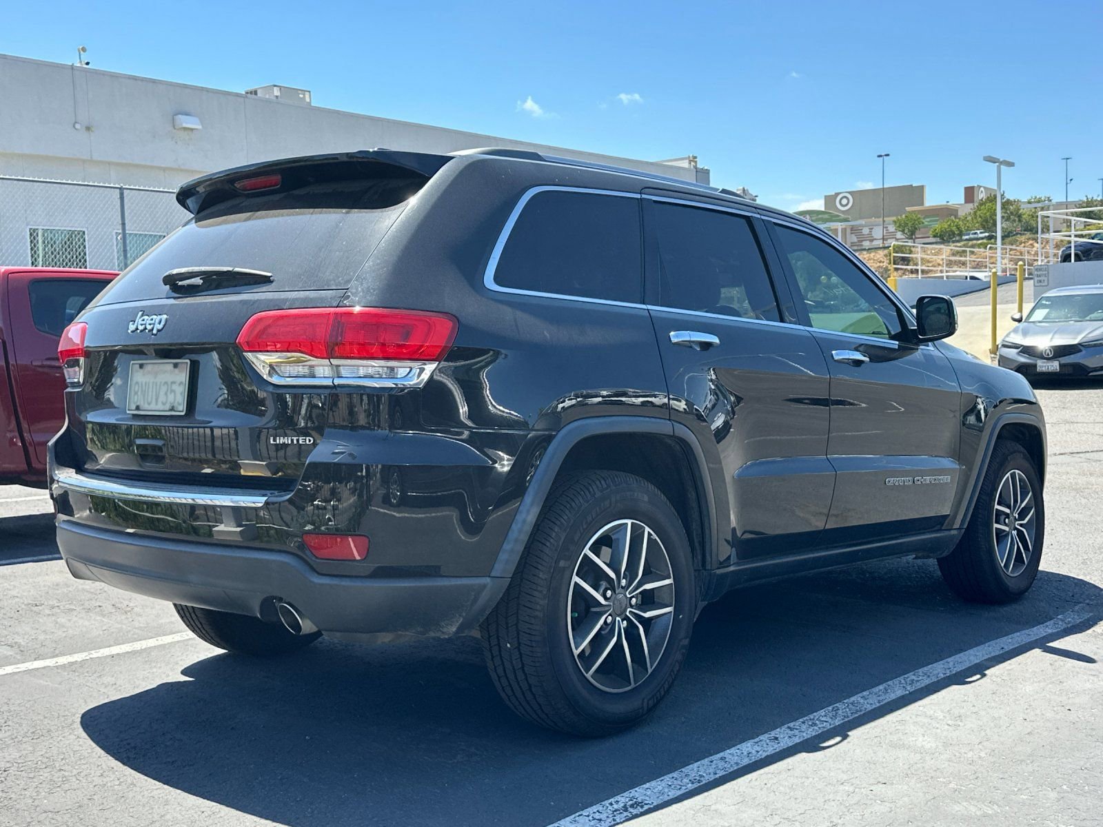 Used 2019 Jeep Grand Cherokee Limited w/ Luxury Group II RWD image 3