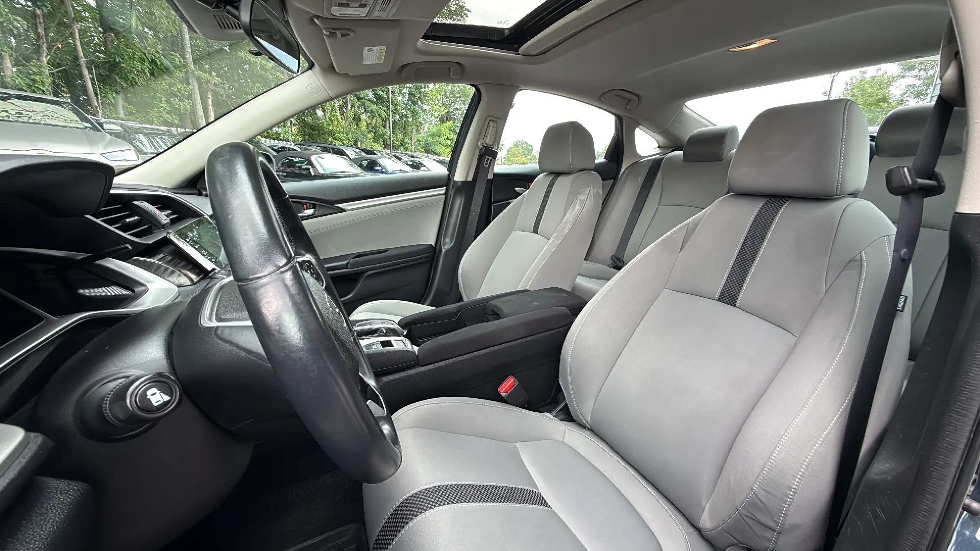 Used 2020 Honda Civic EX image 22