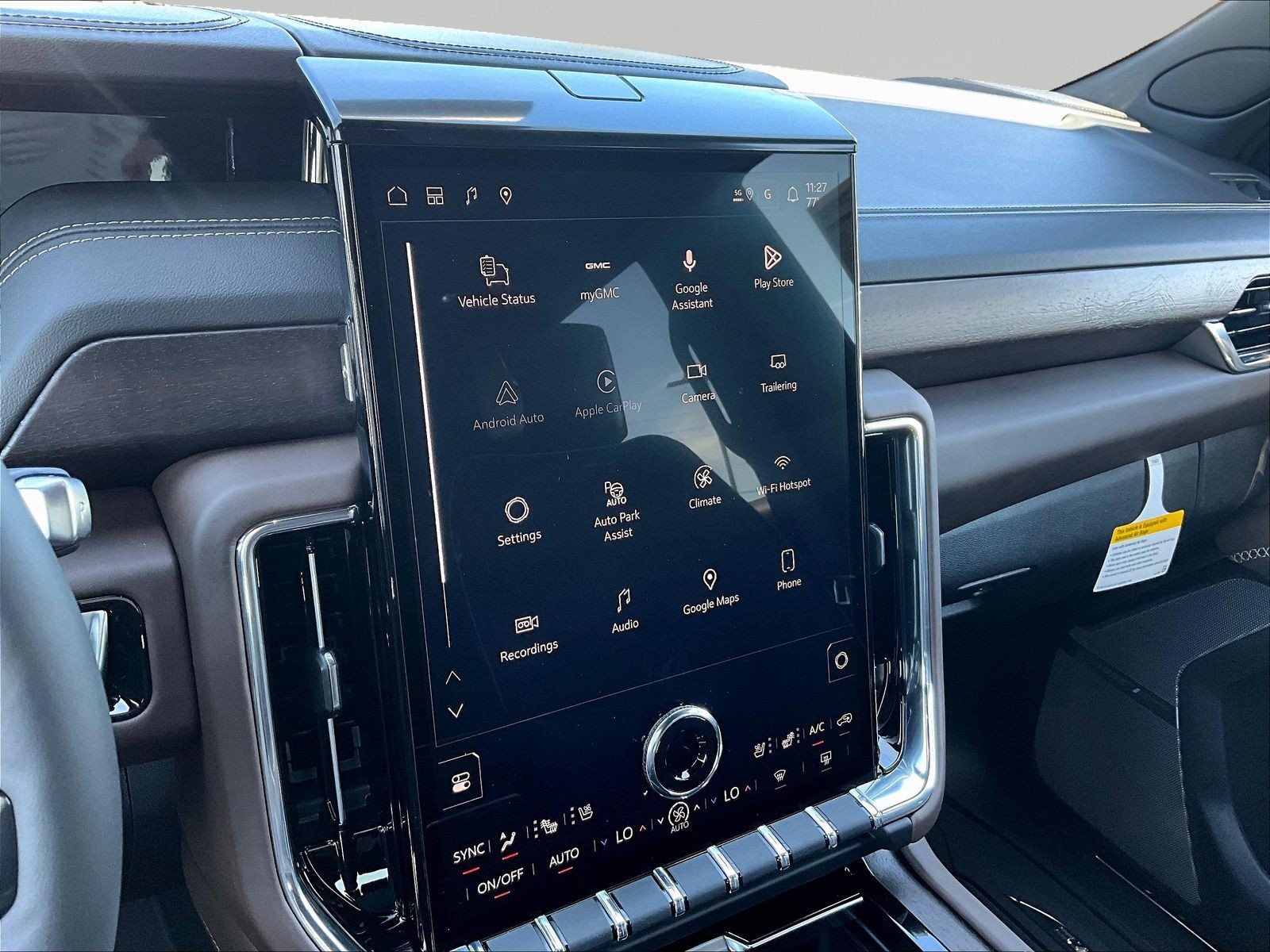 New 2026 GMC Yukon XL Denali Ultimate AWD/4WD image 11