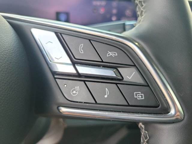Used 2025 Buick Enclave Preferred AWD/4WD image 17