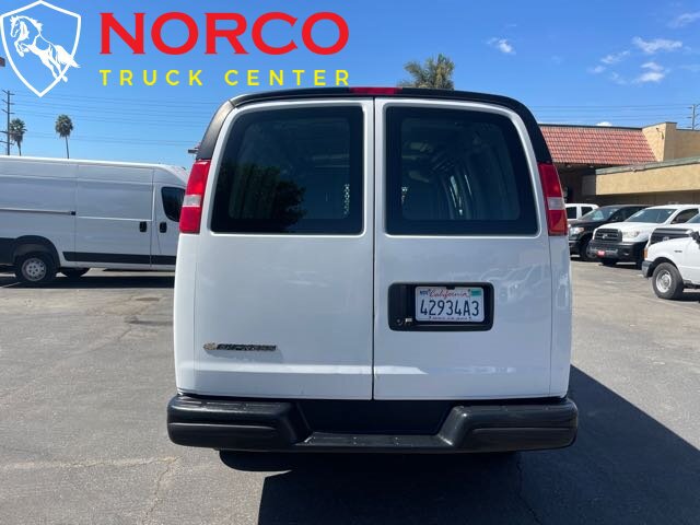 Used 2019 Chevrolet Express 2500 w/ Driver Convenience Package RWD image 21