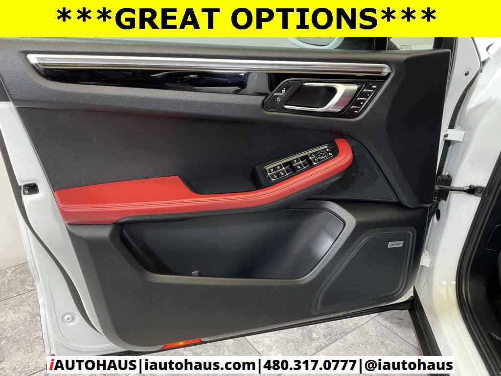 Used 2021 Porsche Macan image 31