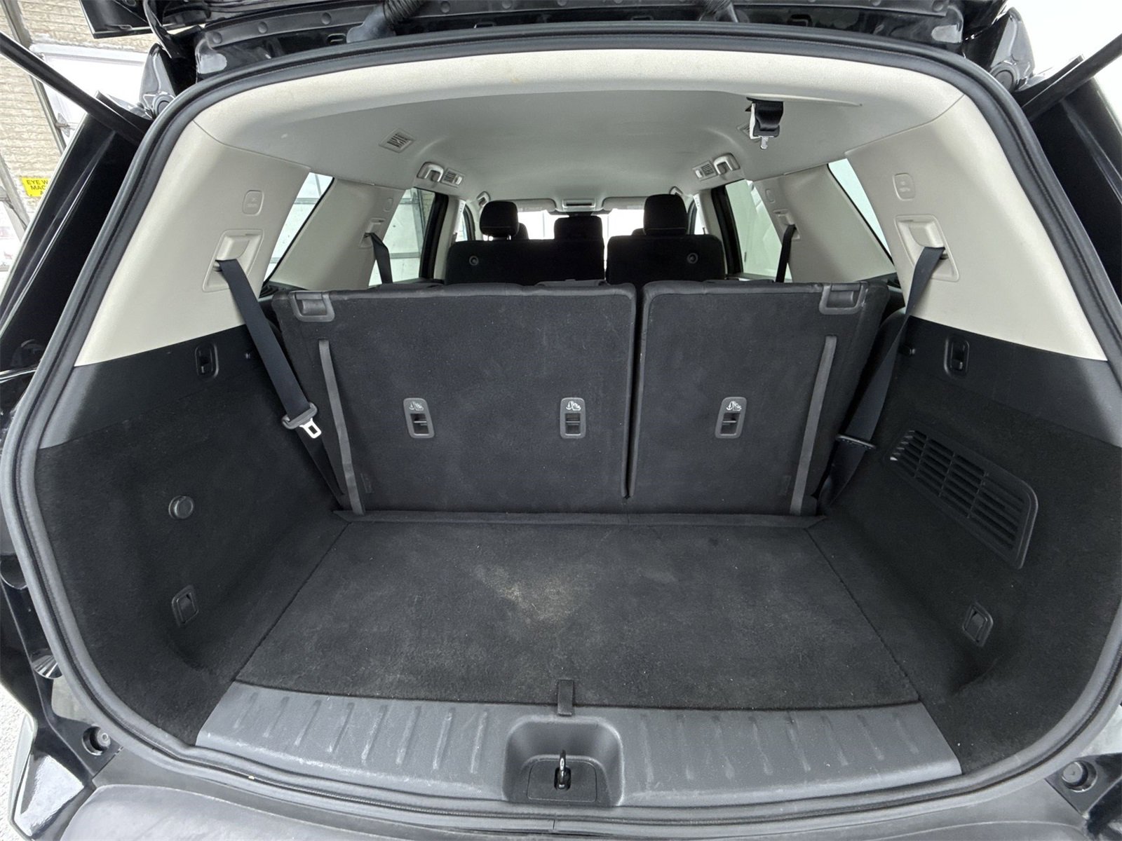 Used 2022 Nissan Pathfinder S image 43