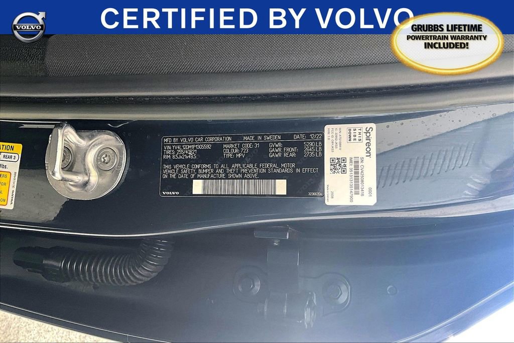 Certified 2023 Volvo XC60 B5 Ultimate w/ Protection Package Premier image 44