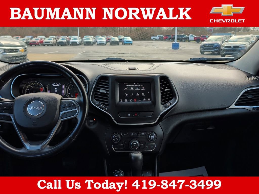 Used 2020 Jeep Cherokee Latitude Plus w/ Cold Weather Group image 23