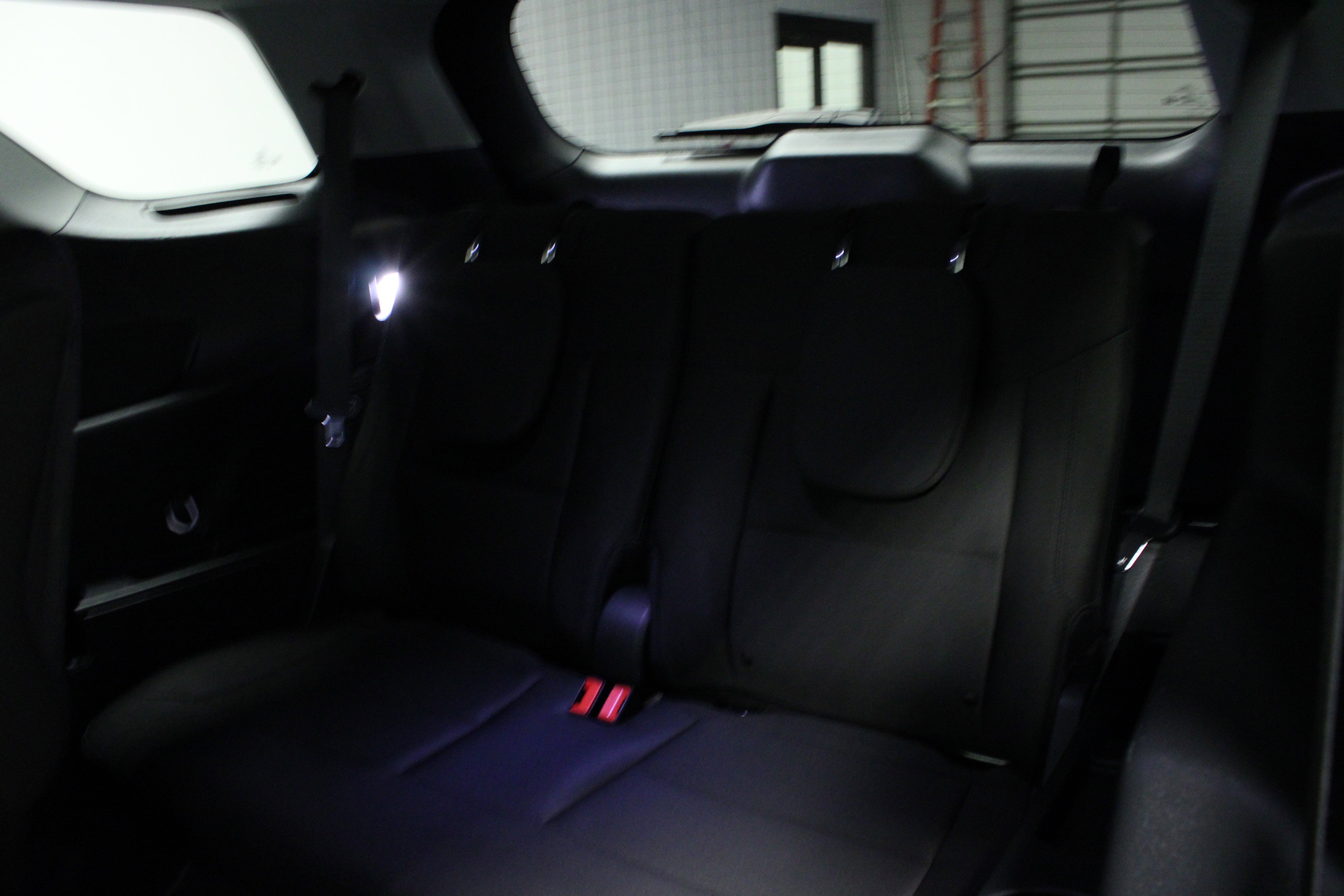 Used 2023 Ford Explorer XLT image 14