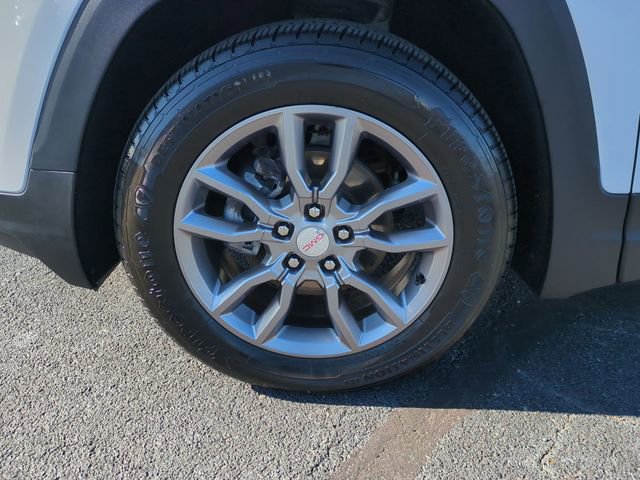 Used 2024 GMC Terrain SLT image 10