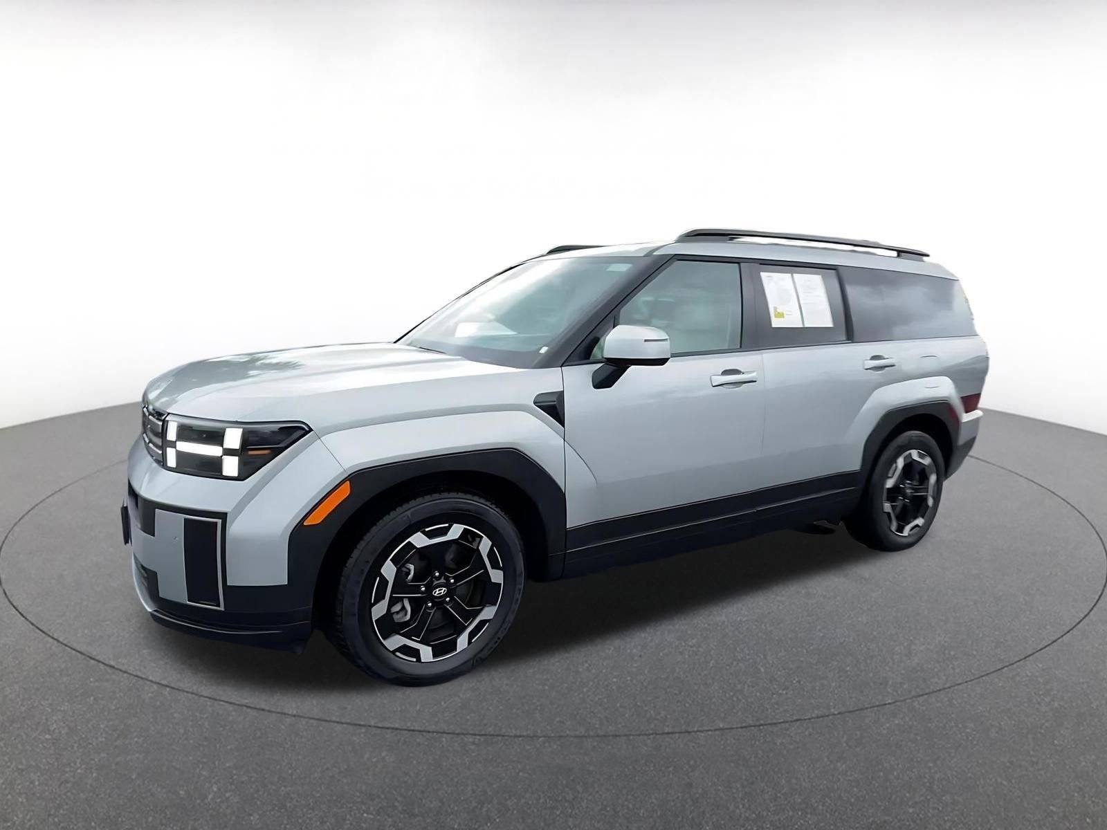 Used 2025 Hyundai Santa Fe SEL image 8