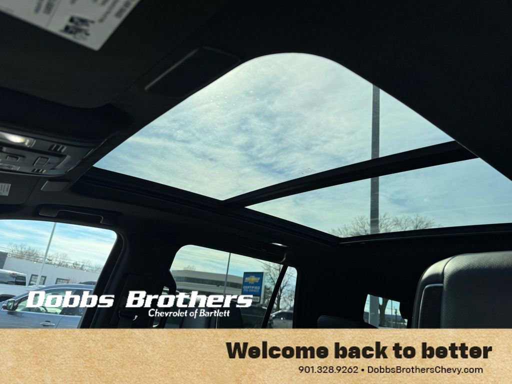 Used 2023 Cadillac Escalade Premium Luxury image 26