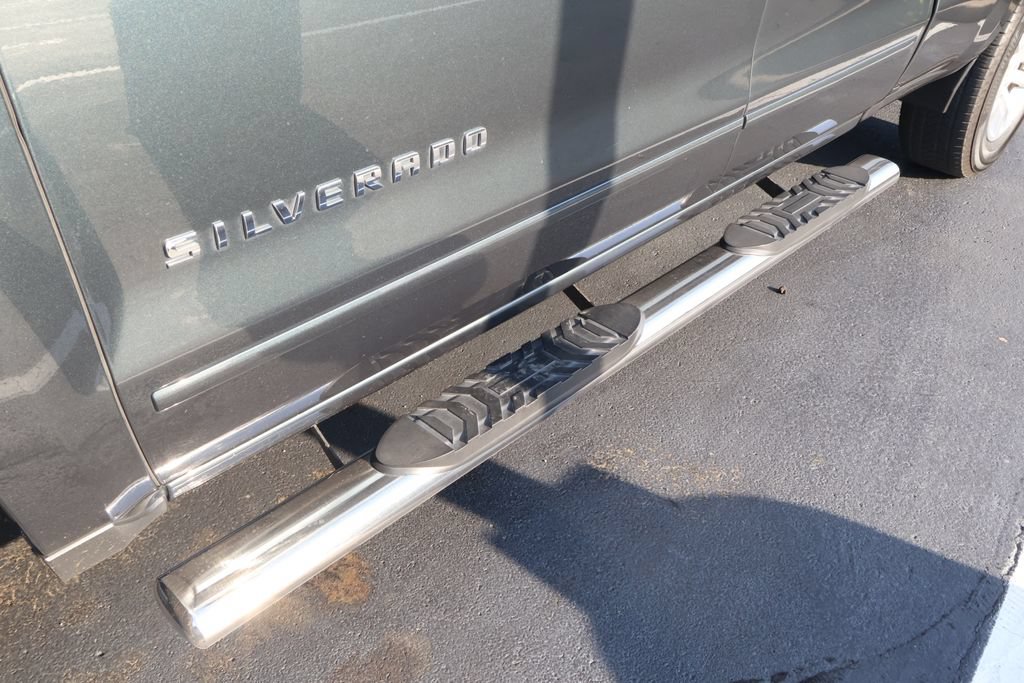 Used 2018 Chevrolet Silverado 1500 LT w/ All Star Edition AWD/4WD image 10