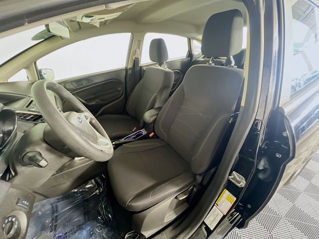 Used 2018 Ford Fiesta SE image 9