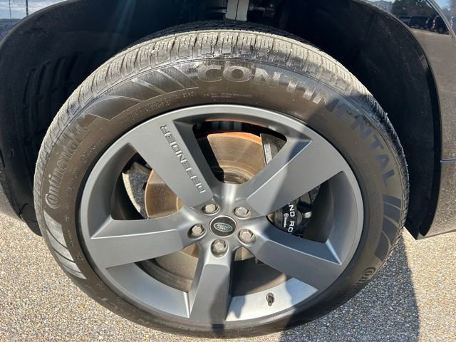 Used 2025 Land Rover Defender 110 V8 image 10