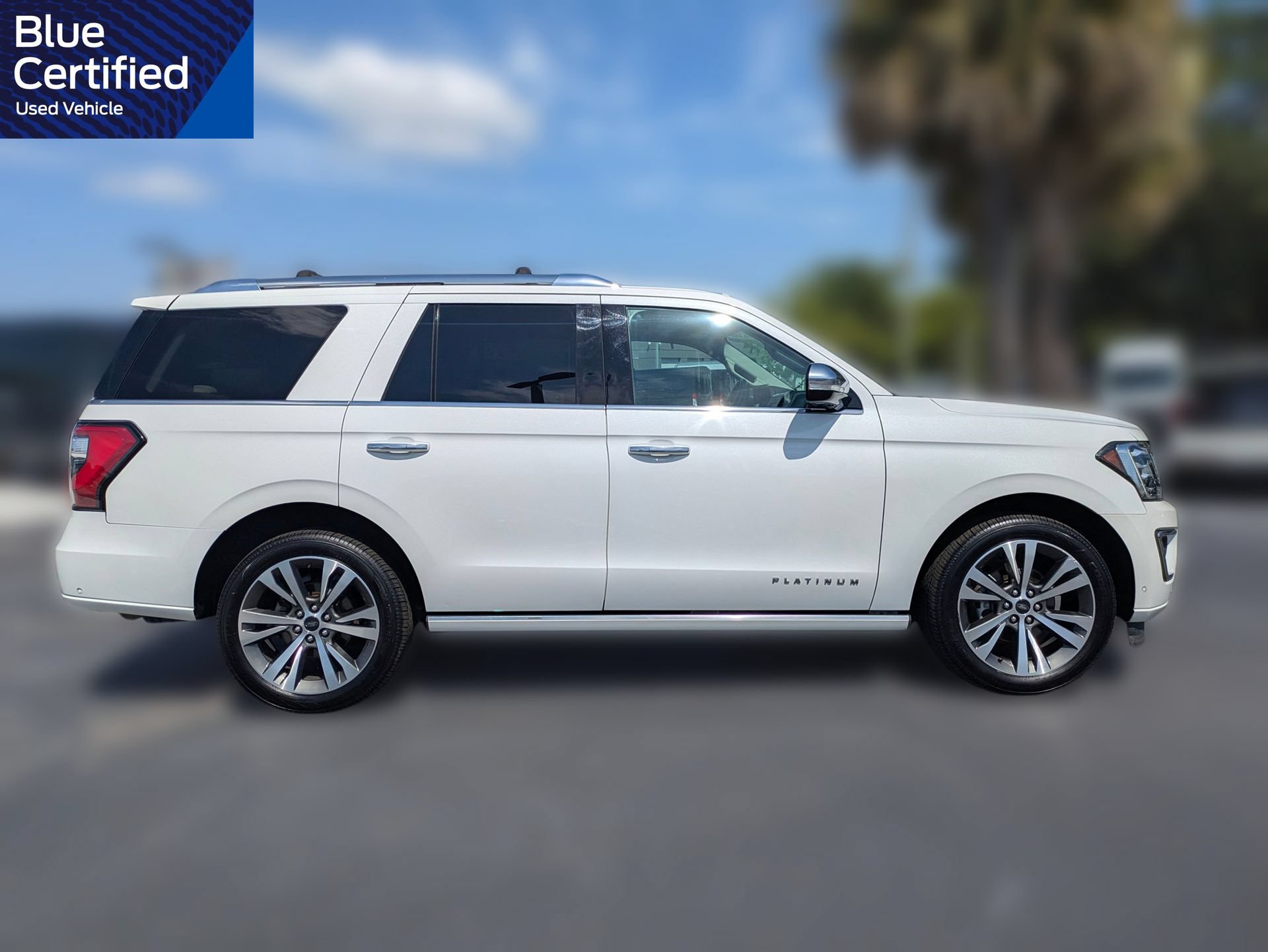 Certified 2020 Ford Expedition Platinum AWD/4WD image 3
