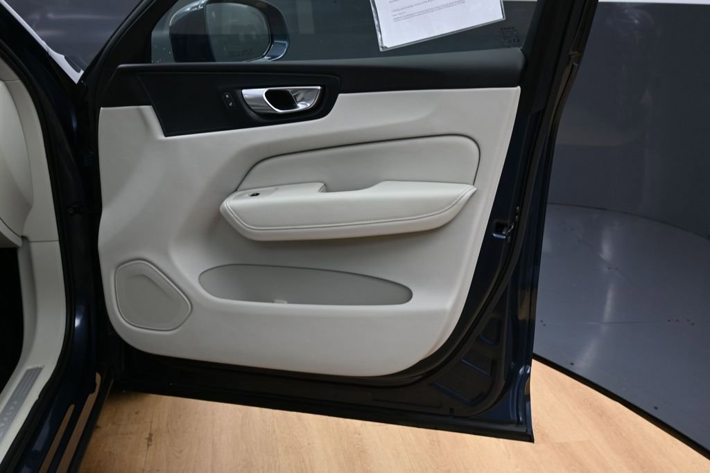 Used 2023 Volvo XC60 B5 Plus w/ Protection Package Premier image 36