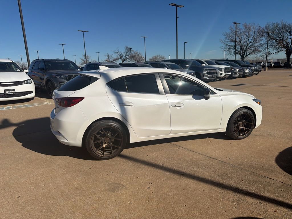 Used 2018 MAZDA MAZDA3 Grand Touring w/ Premium Equipment Package image 8
