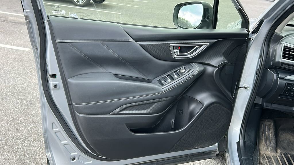 Used 2020 Subaru Forester Limited AWD/4WD image 9