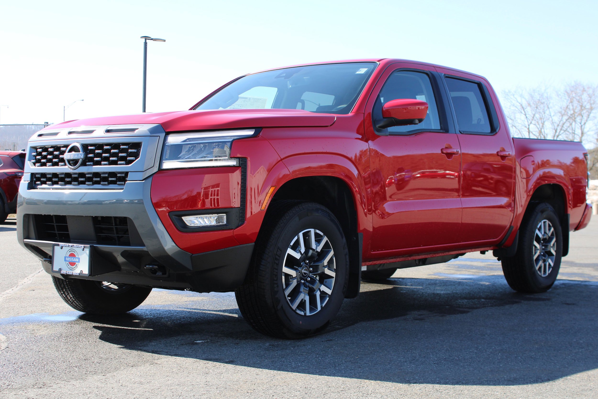 New 2025 Nissan Frontier SL AWD/4WD image 2