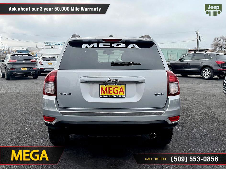 Used 2016 Jeep Compass High Altitude image 10