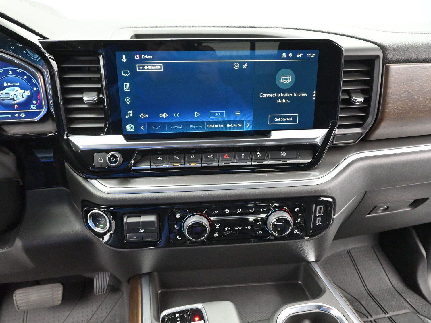 Used 2025 Chevrolet Silverado 1500 High Country w/ Technology Package AWD/4WD image 22