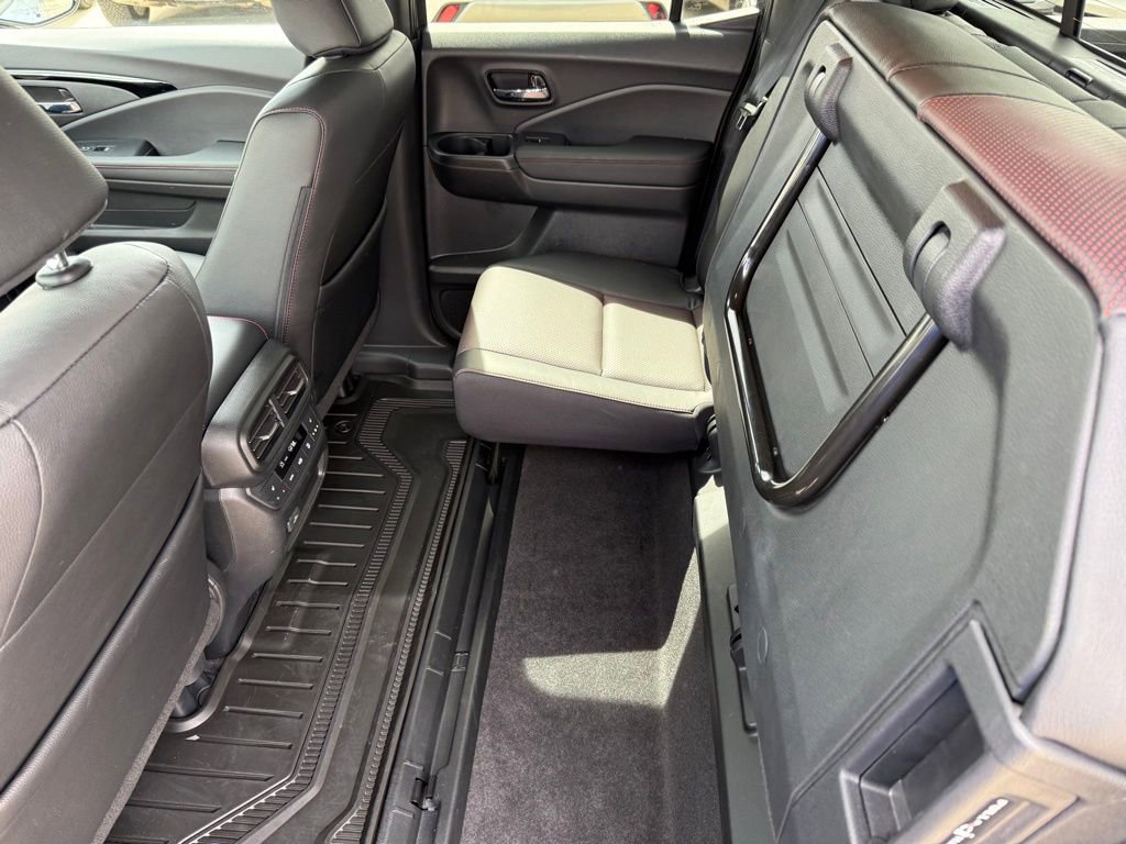 Certified 2026 Honda Ridgeline Black Edition image 19