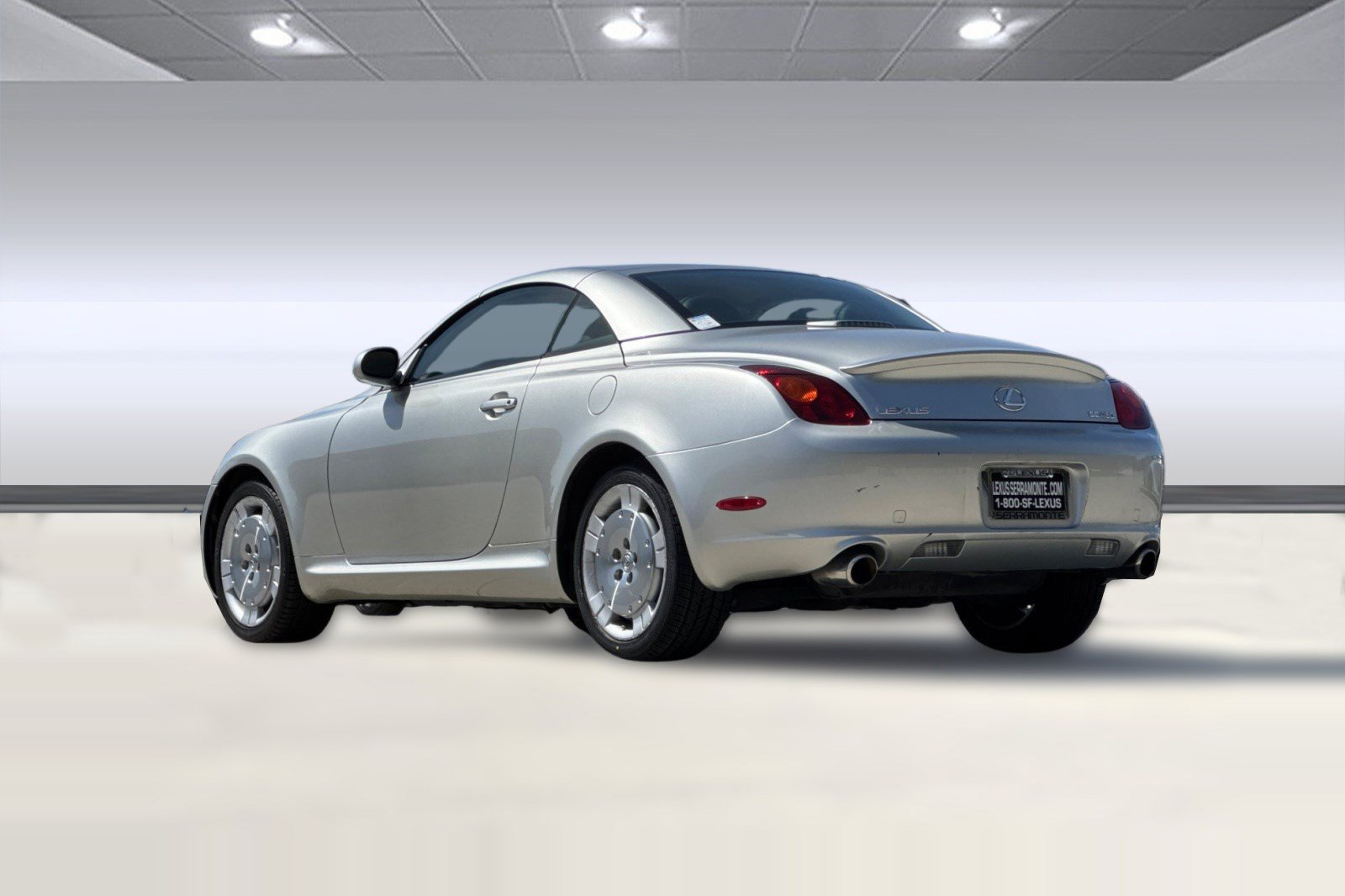 Used 2003 Lexus SC 430 Convertible RWD image 3
